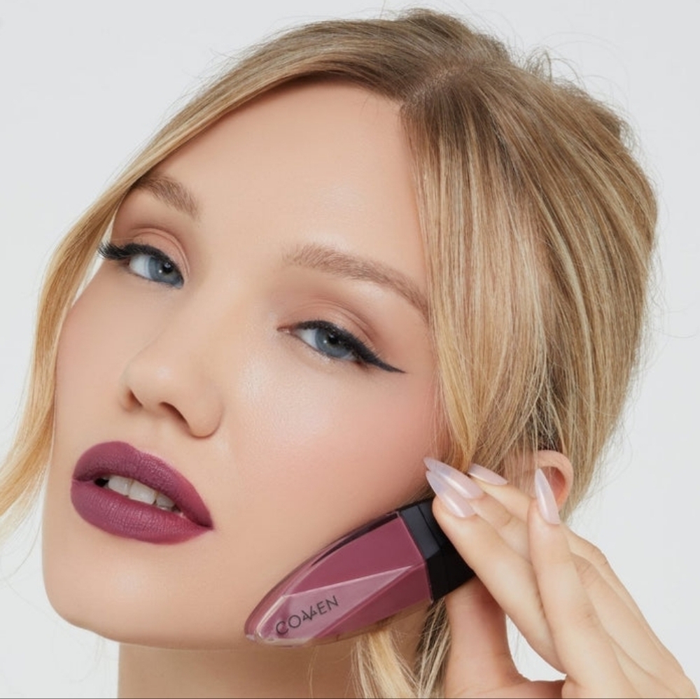 Matte Liquid Lipstick (NWT)